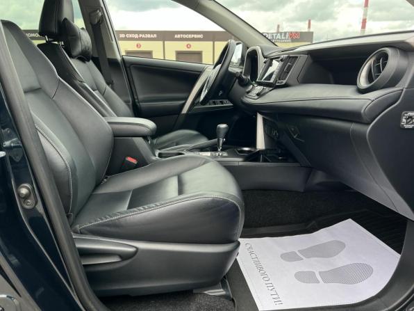 Toyota RAV4 IV (XA40) Рестайлинг с пробегом 2019 года, цена 3 190 000 рублей, 36520 км, внедорожник, Автокод Объявления