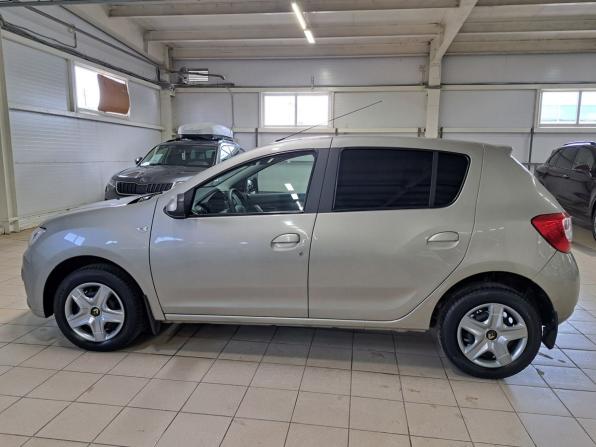 Renault Sandero II Рестайлинг с пробегом 2018 года, цена 1 050 000 рублей, 58131 км, хэтчбек, Автокод Объявления
