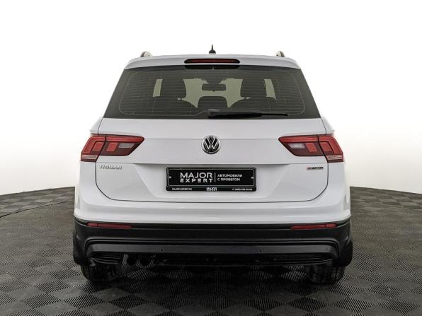 Volkswagen Tiguan II с пробегом 2019 года, цена 2 210 000 рублей, 139600 км, внедорожник, Автокод Объявления