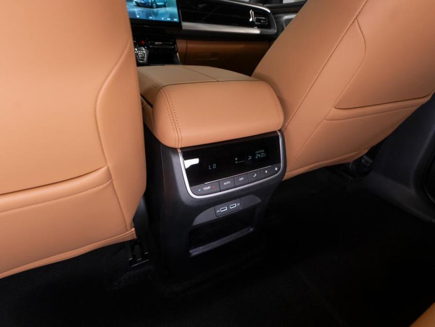 GAC GS8 II Москва  - изображение 15