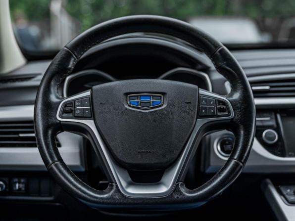 Geely Atlas I с пробегом 2018 года, цена 1 400 000 рублей, 84032 км, внедорожник, Автокод Объявления