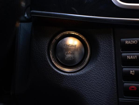 Mercedes-Benz E-Класс IV (W212 S212 C207) Рестайлинг с пробегом 2014 года, цена 2 029 000 рублей, 262000 км, седан, Автокод Объявления