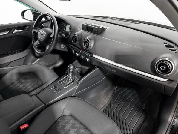Audi A3 III (8V) с пробегом 2013 года, цена 1 190 000 рублей, 140127 км, хэтчбек, Автокод Объявления