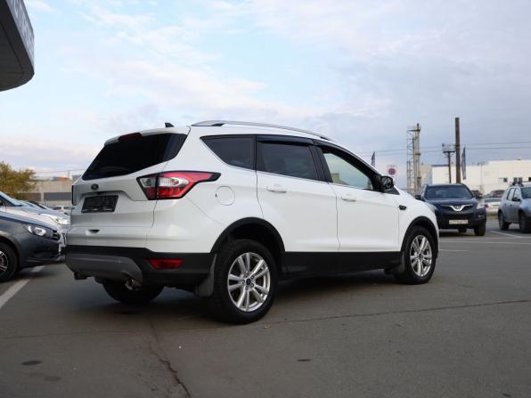 Ford Kuga II Рестайлинг с пробегом 2018 года, цена 1 520 000 рублей, 135921 км, внедорожник, Автокод Объявления