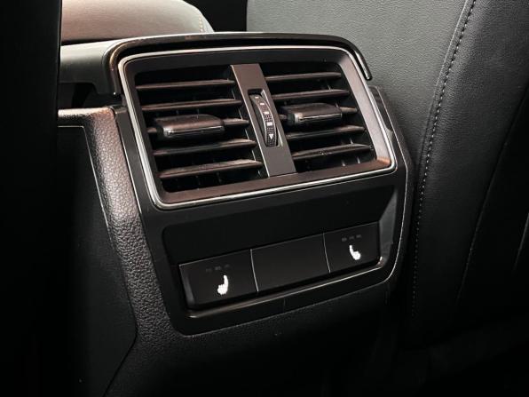 Skoda Karoq I с пробегом 2021 года, цена 2 360 000 рублей, 103867 км, внедорожник, Автокод Объявления
