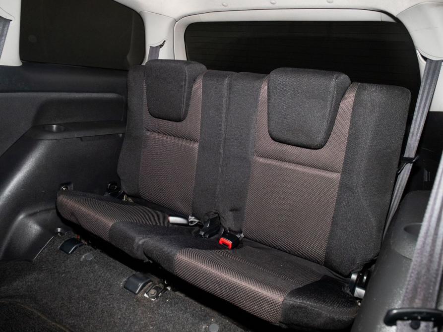 Toyota Wish I Рестайлинг Иркутск  - изображение 8