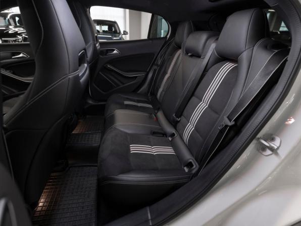 Mercedes-Benz GLA I (X156) Рестайлинг с пробегом 2017 года, цена 2 350 000 рублей, 79260 км, внедорожник, Автокод Объявления