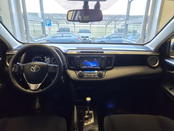 Toyota RAV4 IV (XA40) Рестайлинг с пробегом 2017 года, цена 2 340 000 рублей, 188000 км, внедорожник, Автокод Объявления
