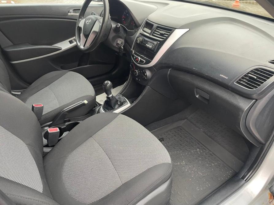 Hyundai Solaris I Астрахань  - изображение 13
