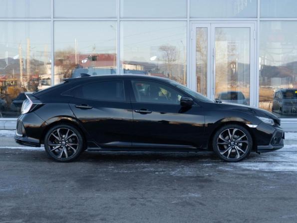 Honda Civic X Рестайлинг с пробегом 2019 года, цена 1 800 000 рублей, 105902 км, хэтчбек, Автокод Объявления