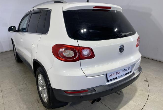 Volkswagen Tiguan I с пробегом 2008 года, цена 850 000 рублей, 266431 км, внедорожник, Автокод Объявления