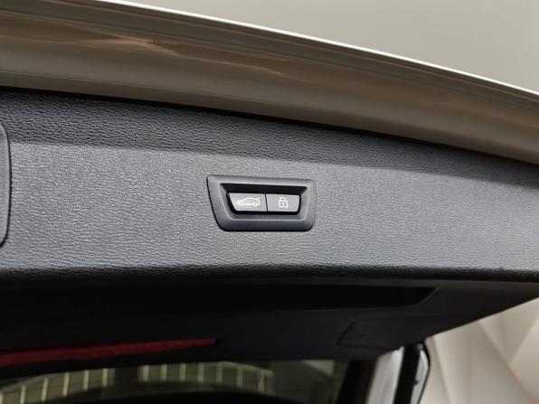 BMW X1 II (F48) Рестайлинг с пробегом 2019 года, цена 3 500 000 рублей, 79948 км, внедорожник, Автокод Объявления