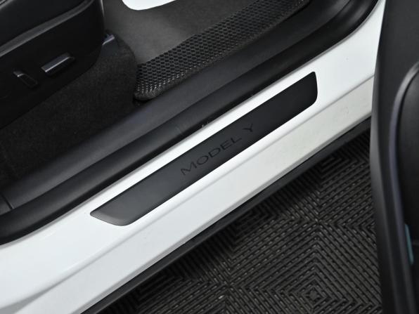 Tesla Model Y I с пробегом 2021 года, цена 3 199 000 рублей, 90000 км, внедорожник, Автокод Объявления
