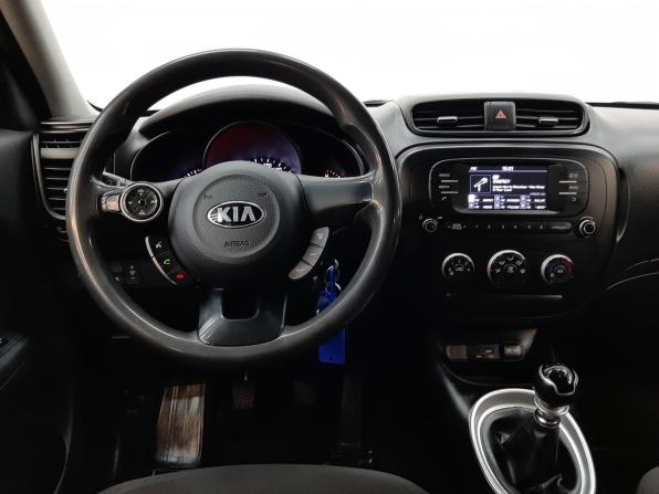 Kia Soul II Рестайлинг с пробегом 2018 года, цена 970 000 рублей, 271466 км, хэтчбек, Автокод Объявления