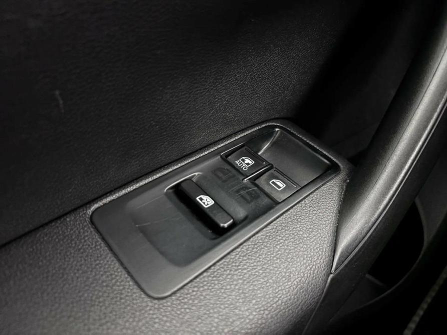 Volkswagen Polo V Псков  - изображение 17