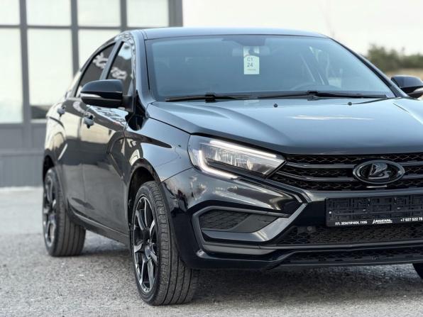 Lada (ВАЗ) Vesta I Рестайлинг (NG) с пробегом 2024 года, цена 1 399 000 рублей, 15675 км, седан, Автокод Объявления