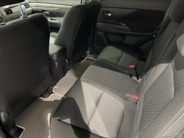 Mitsubishi Outlander III Рестайлинг 2 с пробегом 2017 года, цена 1 925 000 рублей, 161000 км, внедорожник, Автокод Объявления