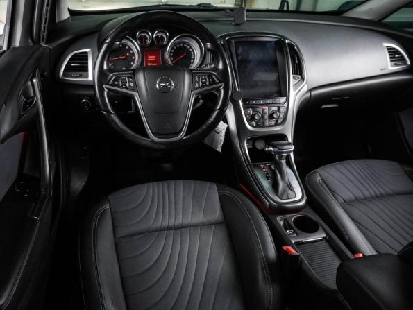 Opel Astra J Рестайлинг с пробегом 2013 года, цена 999 000 рублей, 93194 км, седан, Автокод Объявления