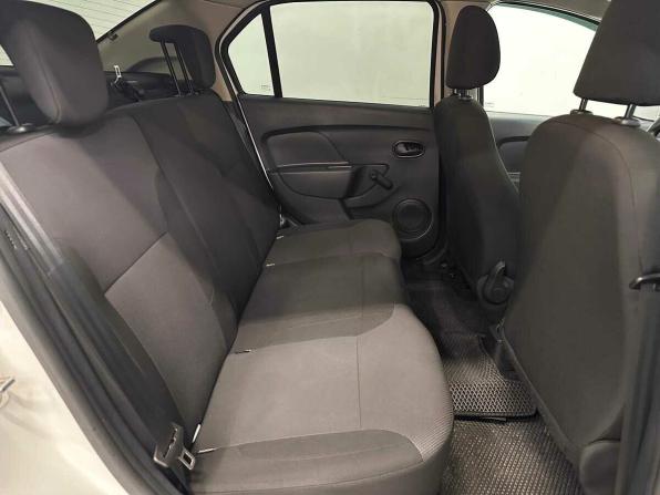 Renault Logan II Рестайлинг с пробегом 2021 года, цена 805 000 рублей, 153216 км, седан, Автокод Объявления