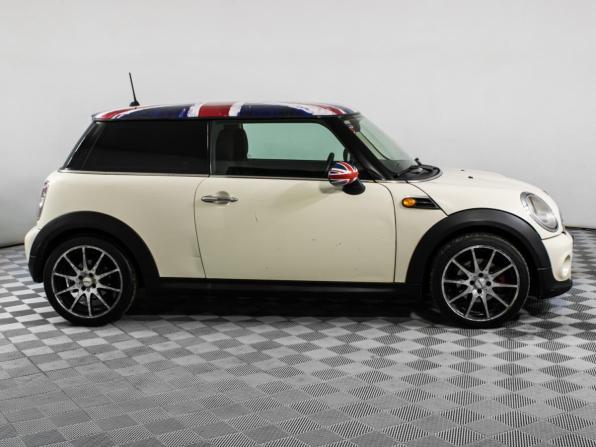 Mini Hatch II (R56) Рестайлинг с пробегом 2011 года, цена 610 000 рублей, 244753 км, хэтчбек, Автокод Объявления