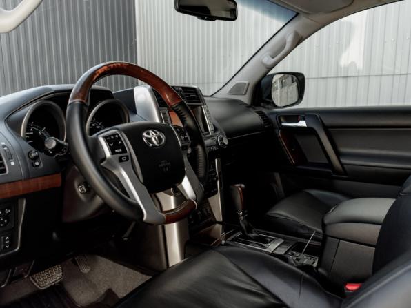 Toyota Land Cruiser Prado 150 Series с пробегом 2011 года, цена 2 690 000 рублей, 155966 км, внедорожник, Автокод Объявления
