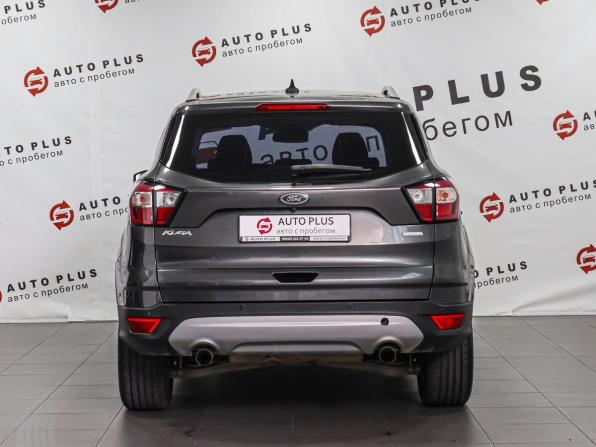 Ford Kuga II Рестайлинг с пробегом 2017 года, цена 1 560 000 рублей, 109592 км, внедорожник, Автокод Объявления