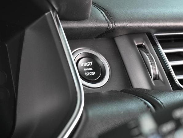 Land Rover Range Rover IV Рестайлинг с пробегом 2021 года, цена 10 999 000 рублей, 86324 км, внедорожник, Автокод Объявления