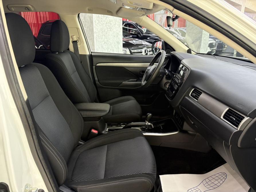 Mitsubishi Outlander III Рестайлинг 3 Ярославль  - изображение 16