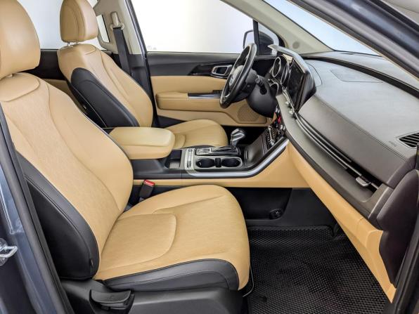 Kia Carnival IV с пробегом 2021 года, цена 3 630 000 рублей, 68035 км, минивэн, Автокод Объявления