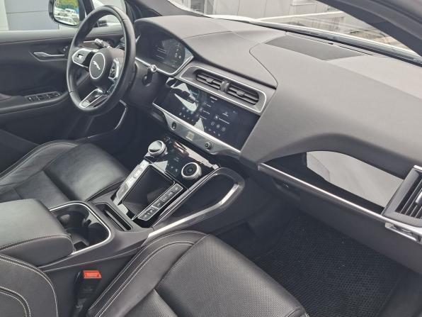 Jaguar I-Pace I с пробегом 2019 года, цена 3 100 000 рублей, 37771 км, внедорожник, Автокод Объявления
