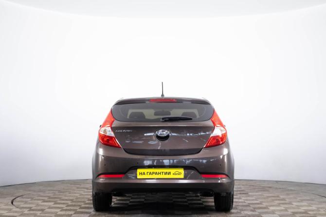 Hyundai Solaris I Рестайлинг с пробегом 2016 года, цена 899 000 рублей, 200302 км, хэтчбек, Автокод Объявления