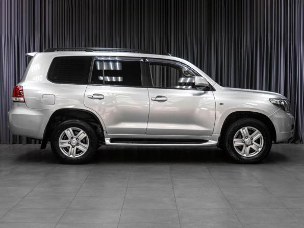 Toyota Land Cruiser 200 Series с пробегом 2007 года, цена 2 849 000 рублей, 374117 км, внедорожник, Автокод Объявления