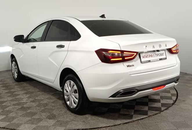 Lada (ВАЗ) Vesta I Рестайлинг (NG) с пробегом 2024 года, цена 1 250 000 рублей, 31702 км, седан, Автокод Объявления