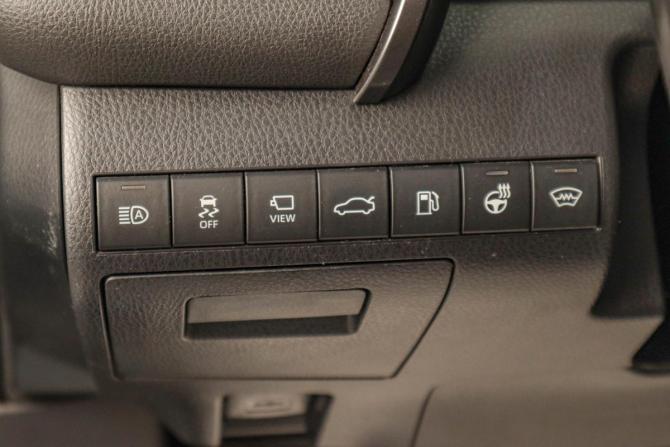 Toyota Camry VIII (XV70) с пробегом 2018 года, цена 3 029 000 рублей, 241000 км, седан, Автокод Объявления