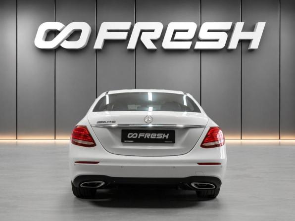 Mercedes-Benz E-Класс V (W213 S213 C238) с пробегом 2017 года, цена 2 495 000 рублей, 152643 км, седан, Автокод Объявления