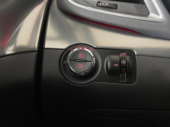 Opel Mokka I с пробегом 2012 года, цена 899 000 рублей, 248361 км, внедорожник, Автокод Объявления