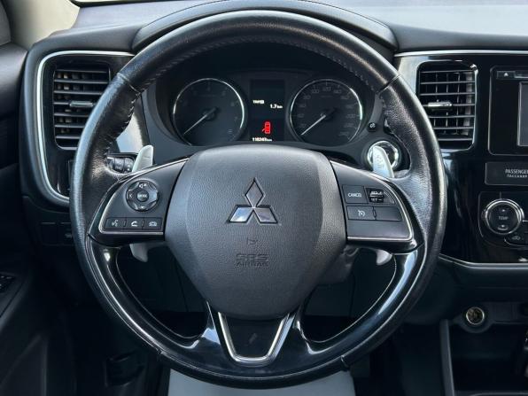 Mitsubishi Outlander III Рестайлинг 2 с пробегом 2015 года, цена 1 815 000 рублей, 118240 км, внедорожник, Автокод Объявления