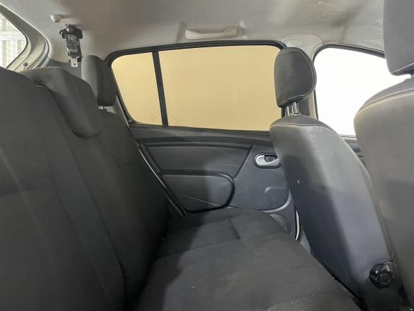 Renault Sandero I с пробегом 2013 года, цена 439 900 рублей, 350000 км, хэтчбек, Автокод Объявления