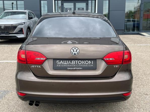 Volkswagen Jetta VI с пробегом 2013 года, цена 1 030 000 рублей, 180223 км, седан, Автокод Объявления
