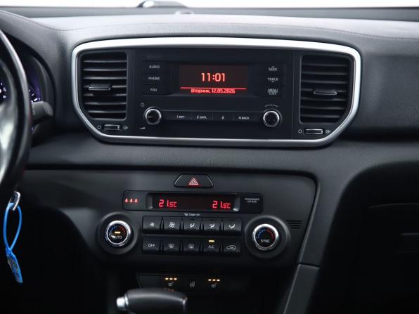 Kia Sportage IV Рестайлинг с пробегом 2019 года, цена 2 320 000 рублей, 64793 км, внедорожник, Автокод Объявления