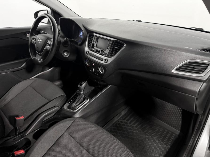 Hyundai Solaris II Санкт-Петербург  - изображение 13