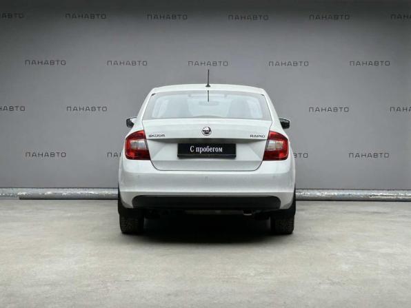 Skoda Rapid I с пробегом 2015 года, цена 1 157 000 рублей, 101619 км, лифтбек, Автокод Объявления
