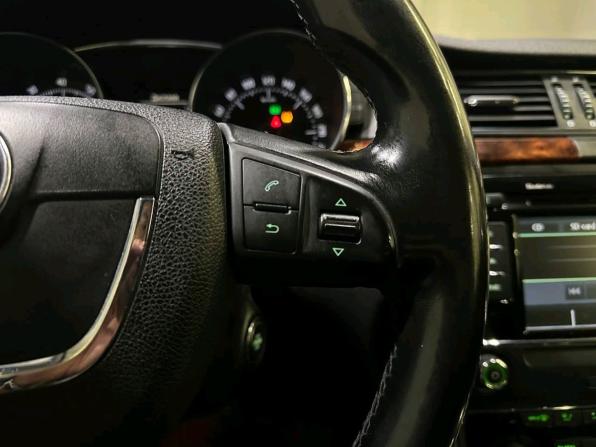 Skoda Superb II с пробегом 2010 года, цена 825 000 рублей, 221239 км, лифтбек, Автокод Объявления