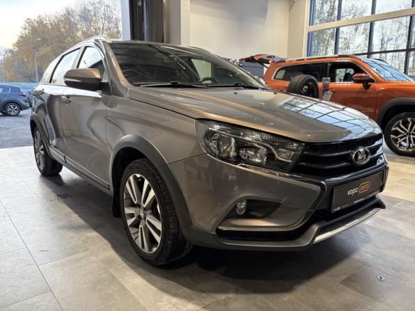Lada (ВАЗ) Vesta I с пробегом 2019 года, цена 1 064 000 рублей, 131805 км, универсал, Автокод Объявления