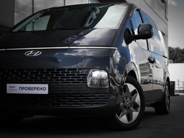 Hyundai Staria I с пробегом 2021 года, цена 4 000 000 рублей, 100120 км, минивэн, Автокод Объявления