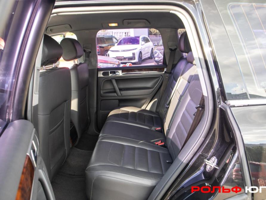 Volkswagen Touareg I Рестайлинг Москва  - изображение 10
