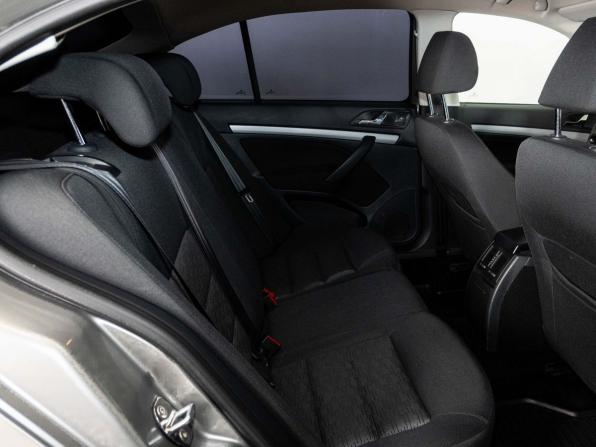 Skoda Octavia II (A5) Рестайлинг с пробегом 2012 года, цена 833 000 рублей, 230000 км, лифтбек, Автокод Объявления