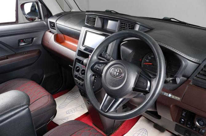 Toyota Tank I с пробегом 2019 года, цена 1 249 000 рублей, 135000 км, микровэн, Автокод Объявления