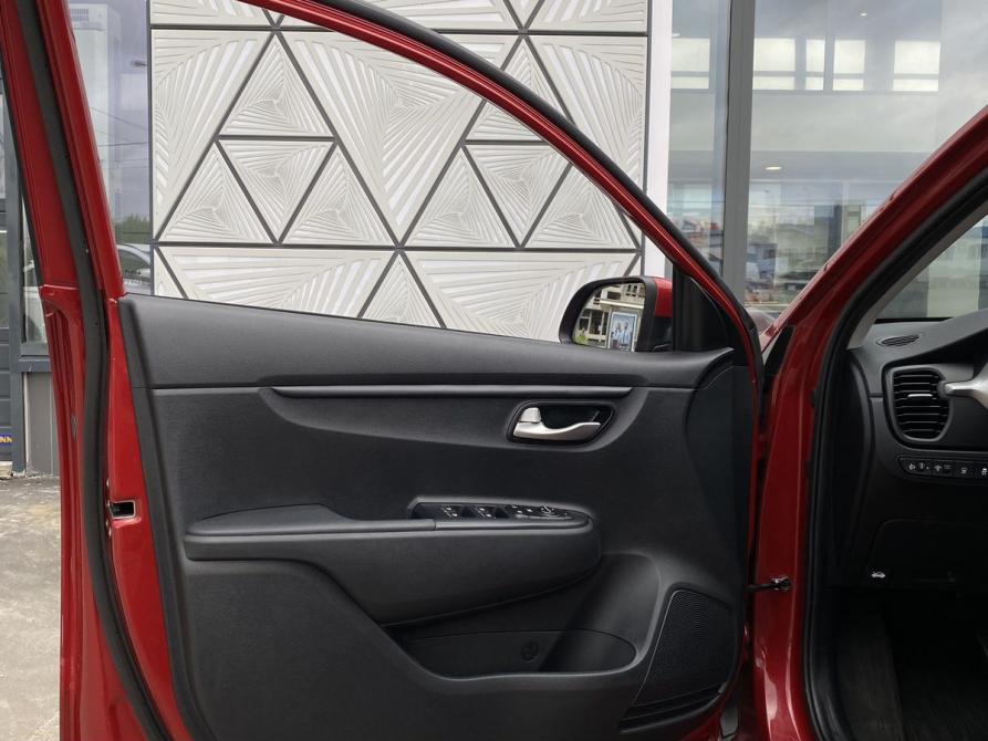 Kia Rio IV Рестайлинг Москва  - изображение 19