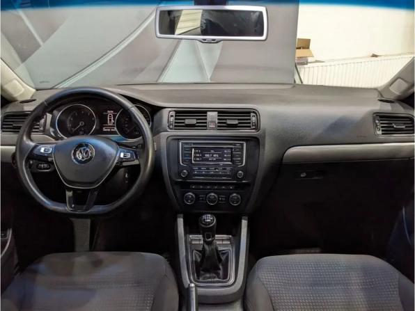 Volkswagen Jetta VI Рестайлинг с пробегом 2014 года, цена 850 000 рублей, 246000 км, седан, Автокод Объявления